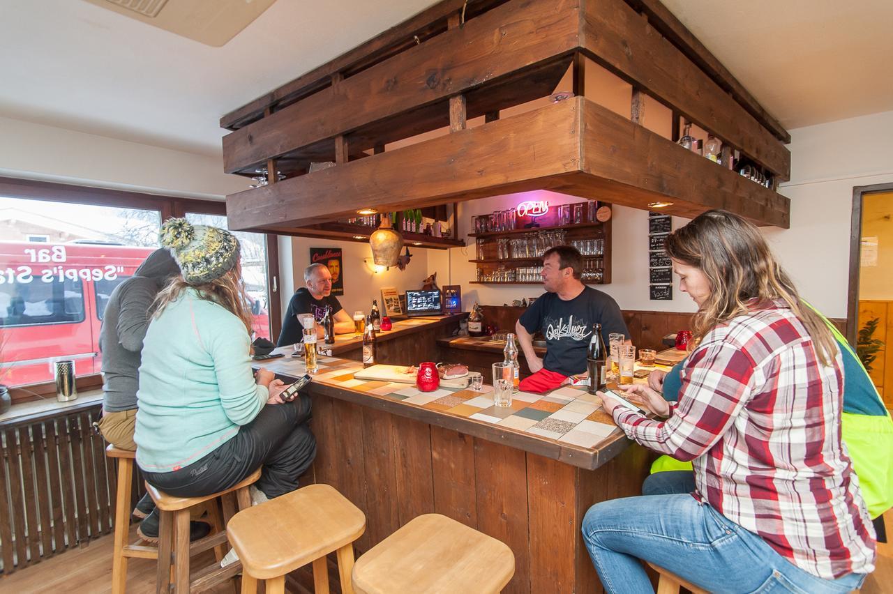 Bed & Breakfast Der Tiroler Bed & Breakfast 2*